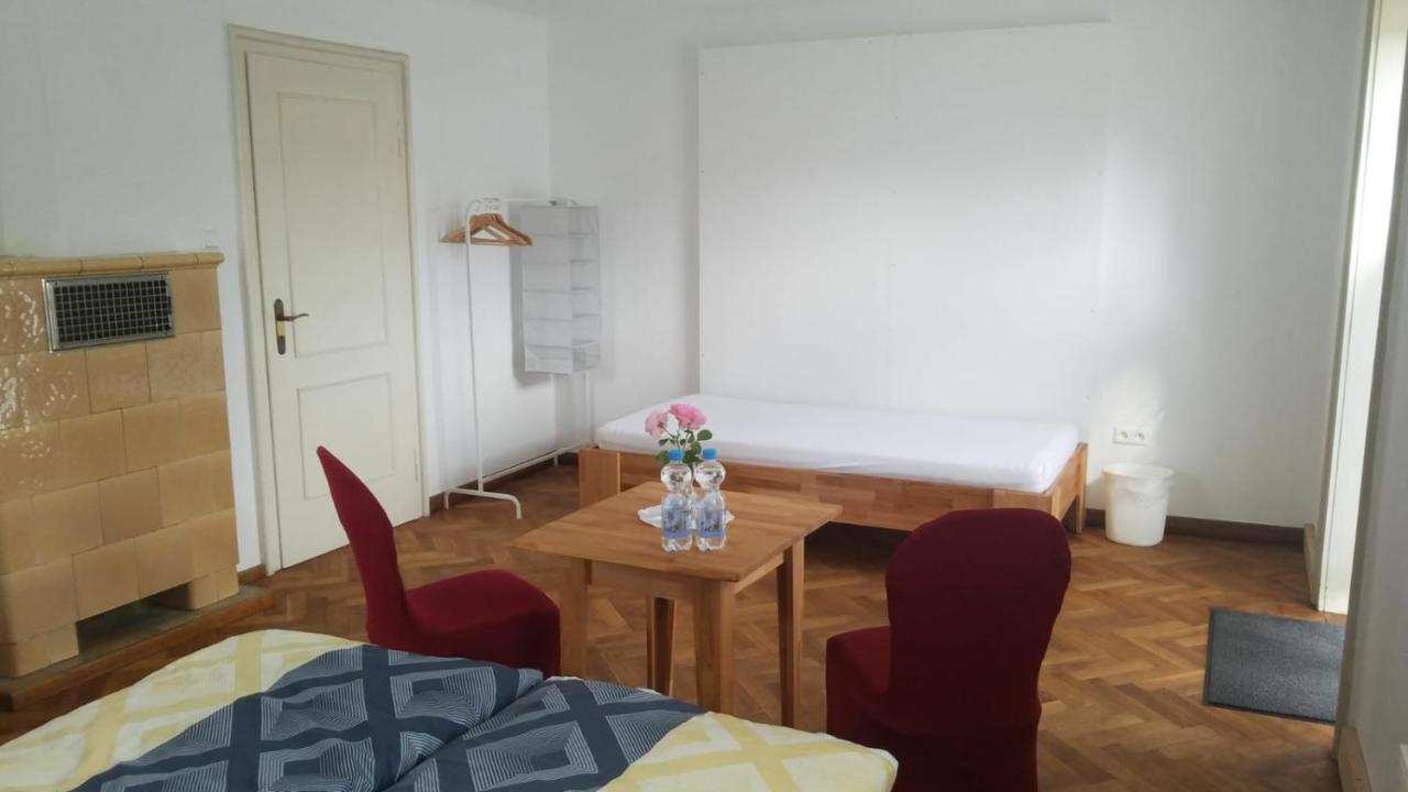 Gaestehaus Lichdi Schwaigern Bagian luar foto